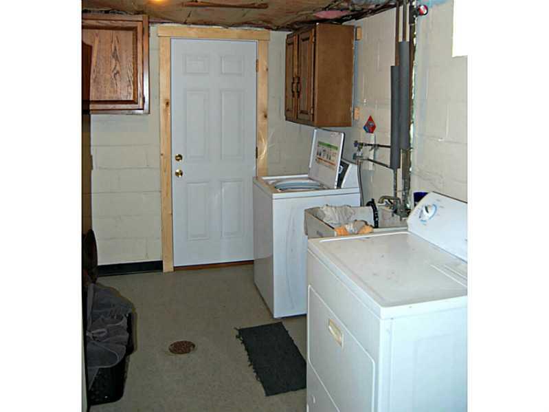 986 Cochrans Mill Road Pittsburgh, PA 15236 - Photo 22 of 25 Other. Laundry