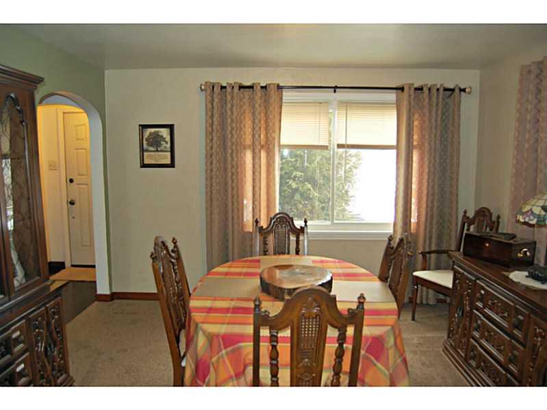 986 Cochrans Mill Road Pittsburgh, PA 15236 - Photo 8 of 25 Dining Room.