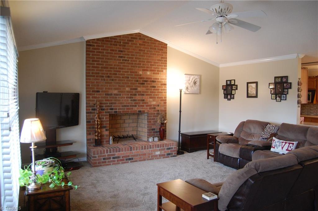 2424 City Lake Road Lexington, NC 27295 - Photo 2 of 28 Gallery Image 2