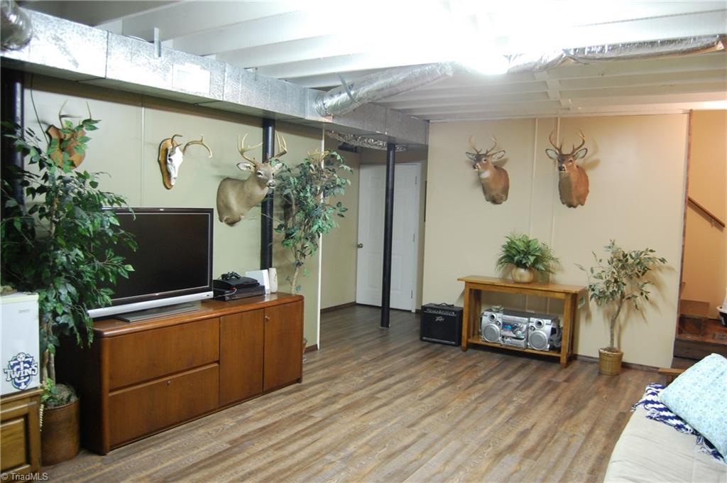 2424 City Lake Road Lexington, NC 27295 - Photo 13 of 28 Gallery Image 13