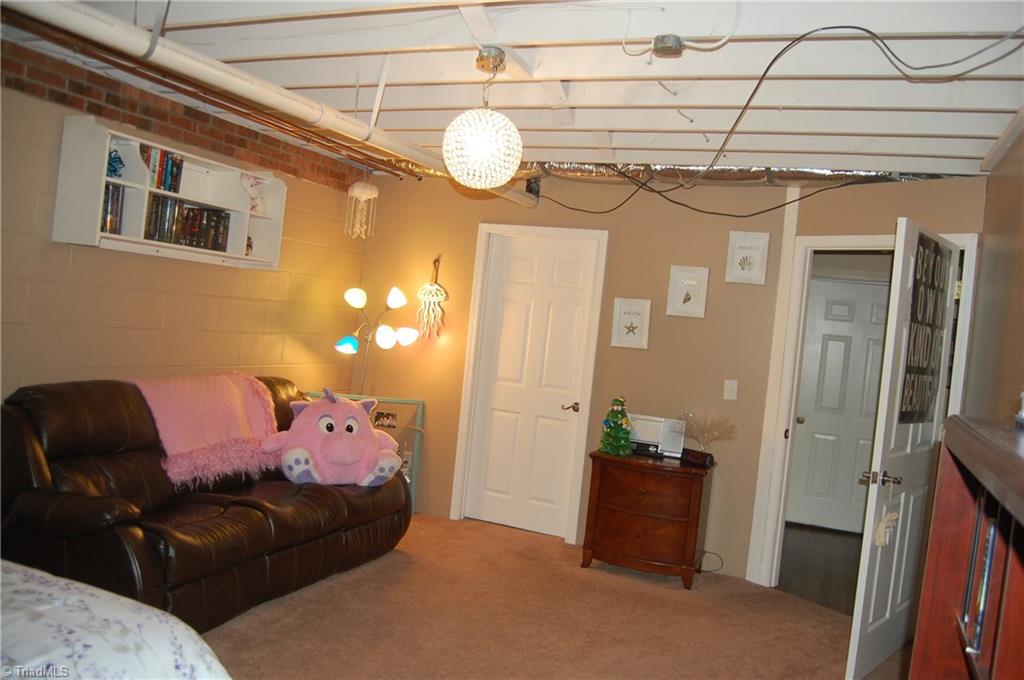 2424 City Lake Road Lexington, NC 27295 - Photo 15 of 28 Gallery Image 15
