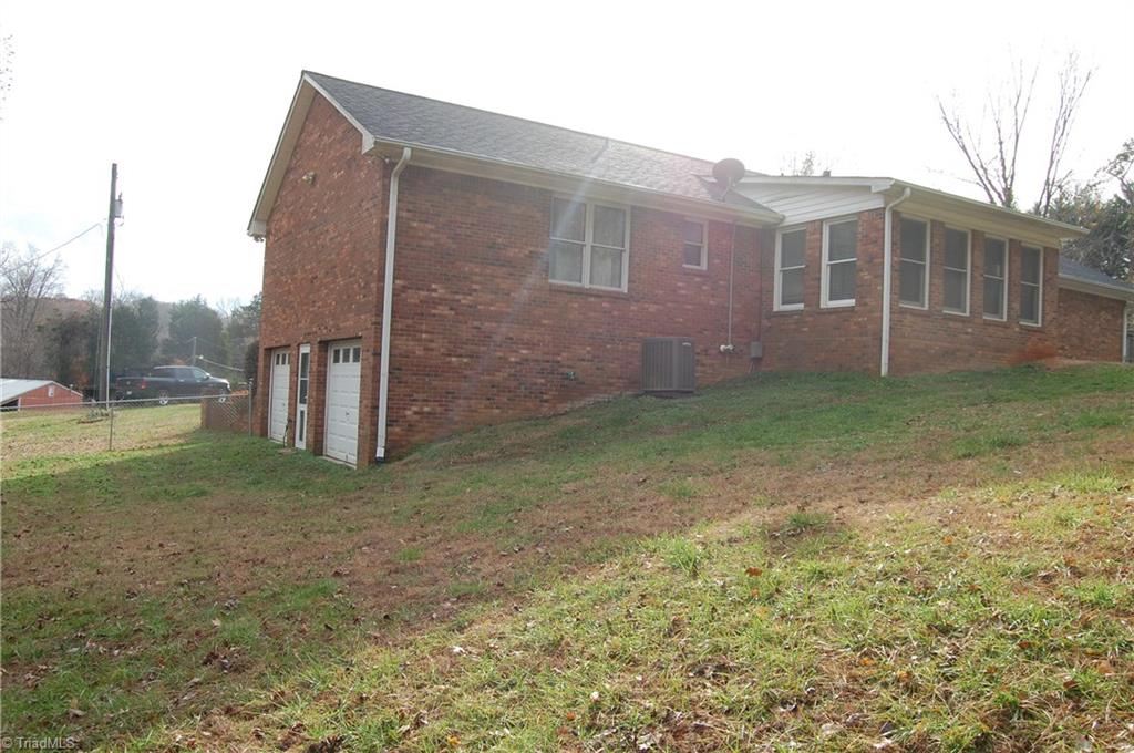 2424 City Lake Road Lexington, NC 27295 - Photo 19 of 28 Gallery Image 19