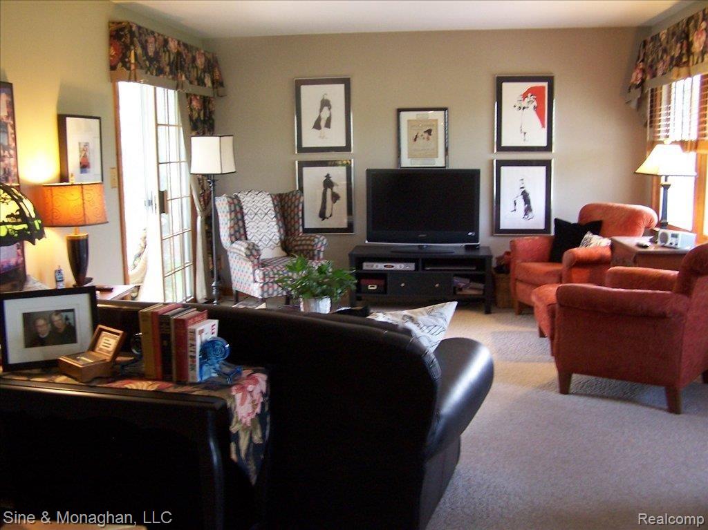 4272 Yankee Road St. Clair, MI 48079 - Photo 2 of 21 100_4406