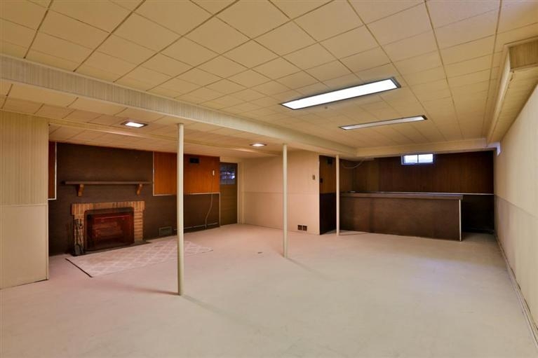 2243 Ridgewood Street Highland, IN 46322 - Photo 9 of 10 767x511