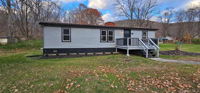 $174,900 | 25 Railroad Avenue, Long Eddy, NY 12760