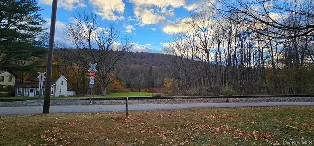 $174,900 | 25 Railroad Avenue, Long Eddy, NY 12760