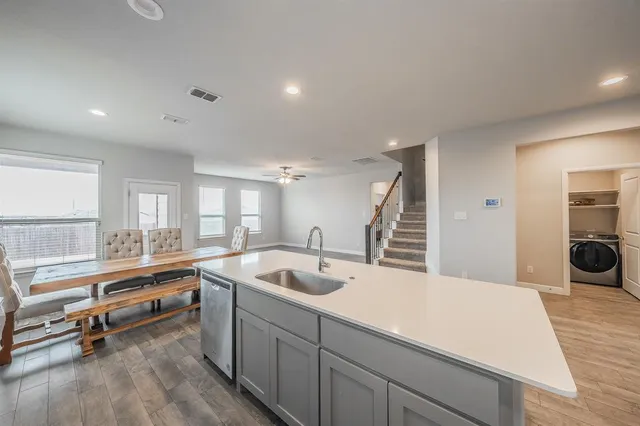 $375,000 | 1404 Fremont Trail, Cleburne, TX 76033