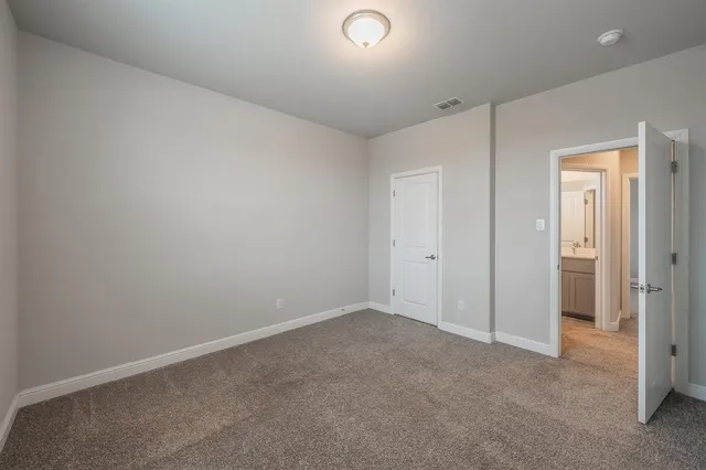 $375,000 | 1404 Fremont Trail, Cleburne, TX 76033