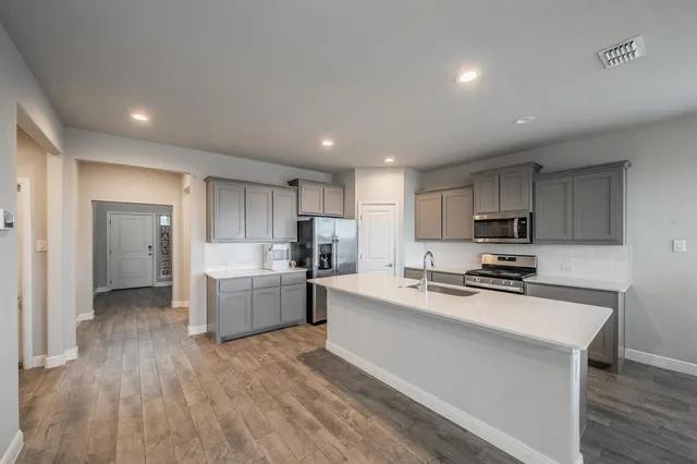 $375,000 | 1404 Fremont Trail, Cleburne, TX 76033