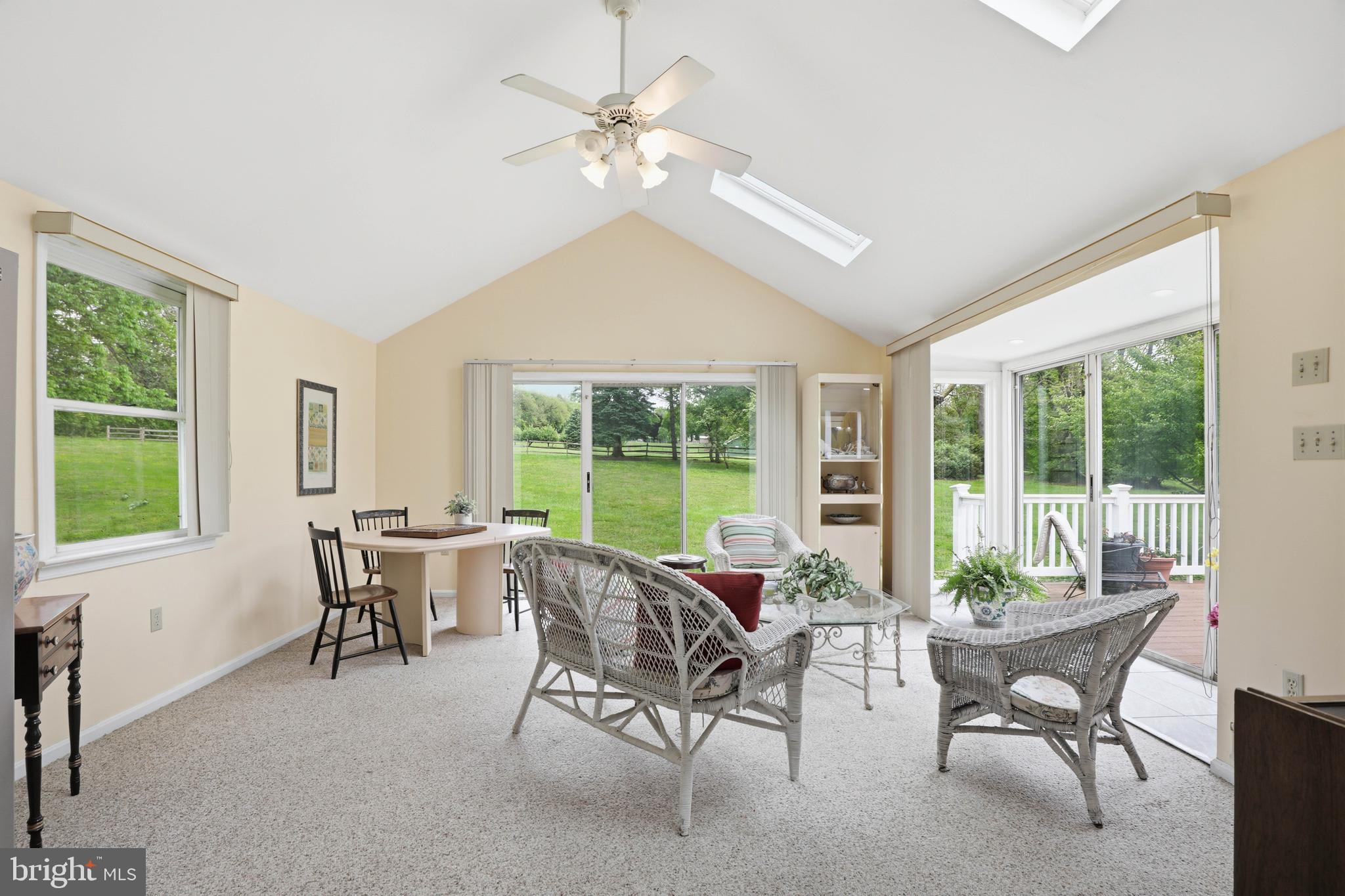 657 Millcross Road Lancaster, PA 17601 - Photo 6 of 66