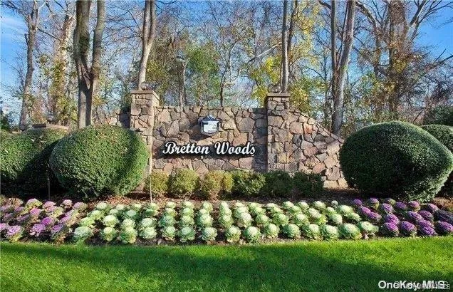 $389,750 | 729 Hilltop Court, Unit 729, Coram, NY 11727