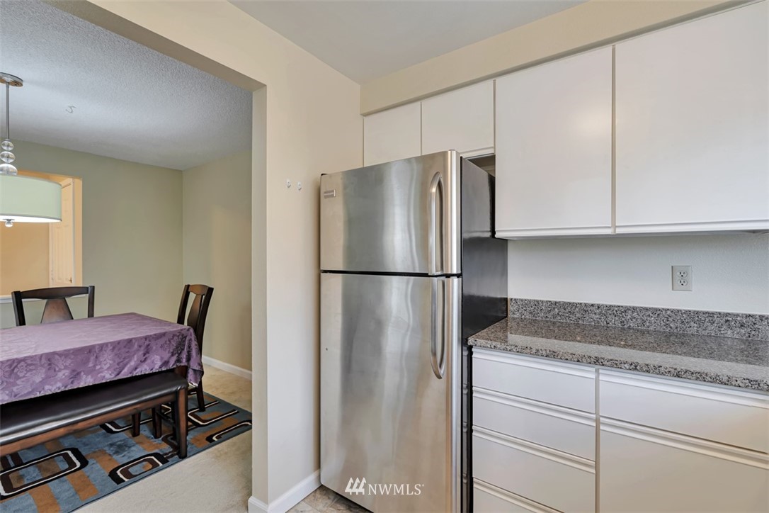 10809 Southeast 172nd Street, Unit 1D Renton, WA 98055 - Photo 15 of 25