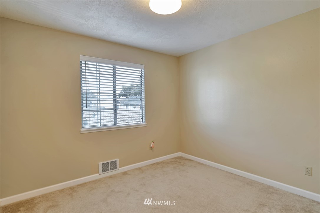 10809 Southeast 172nd Street, Unit 1D Renton, WA 98055 - Photo 24 of 25