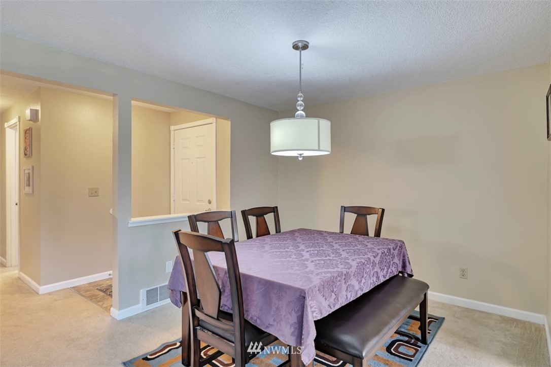 10809 Southeast 172nd Street, Unit 1D Renton, WA 98055 - Photo 5 of 25