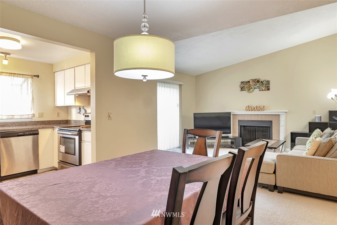 10809 Southeast 172nd Street, Unit 1D Renton, WA 98055 - Photo 7 of 25