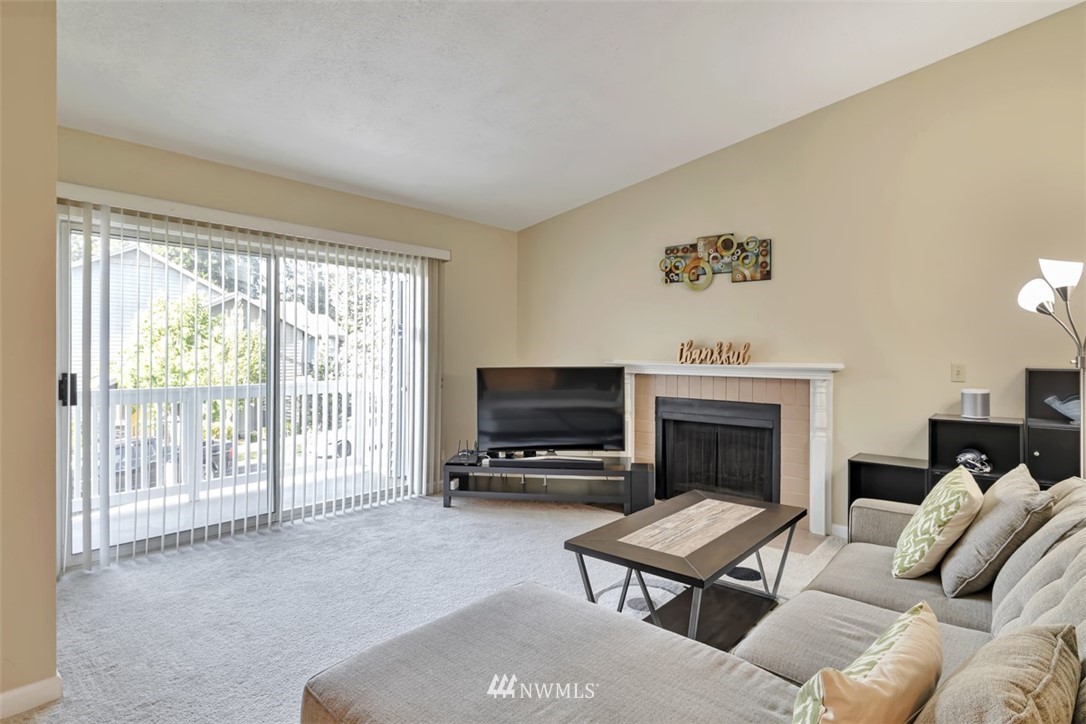 10809 Southeast 172nd Street, Unit 1D Renton, WA 98055 - Photo 10 of 25