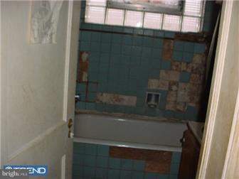 5739 Reedland Street Philadelphia, PA 19143 - Photo 4 of 8 Bathroom