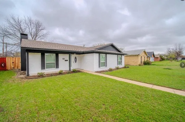 $2,500 | 2013 Aspen Lane, Garland, TX 75044