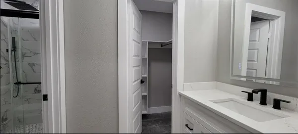 $2,500 | 2013 Aspen Lane, Garland, TX 75044