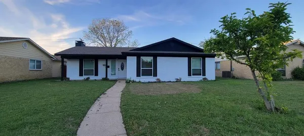 $2,500 | 2013 Aspen Lane, Garland, TX 75044