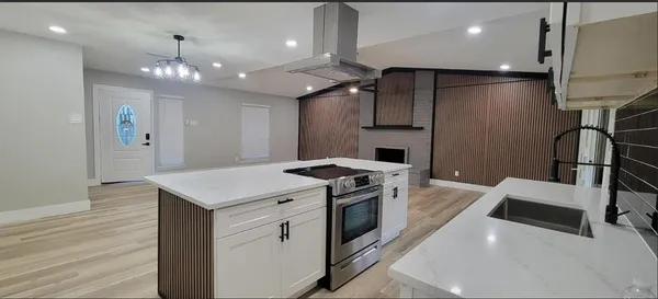 $2,500 | 2013 Aspen Lane, Garland, TX 75044