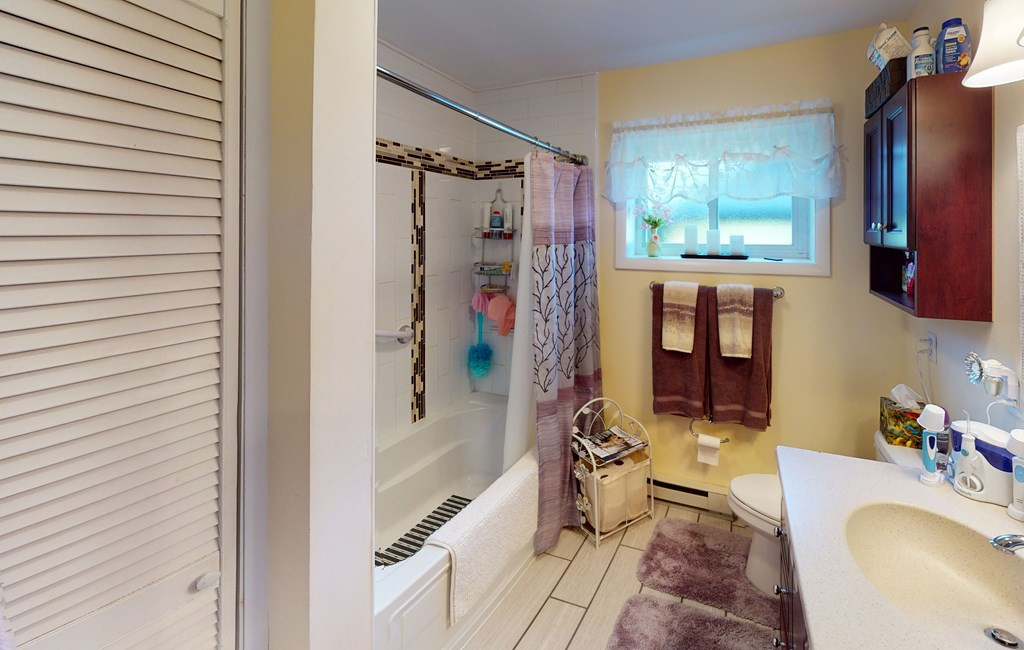 39 Dickson Point Road Plattsburgh, NY 12901 - Photo 11 of 26 Gallery Image 11