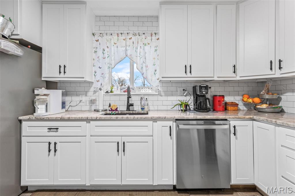 3153 Crystal Cir Drive High Ridge, MO 63049 - Photo 8 of 26