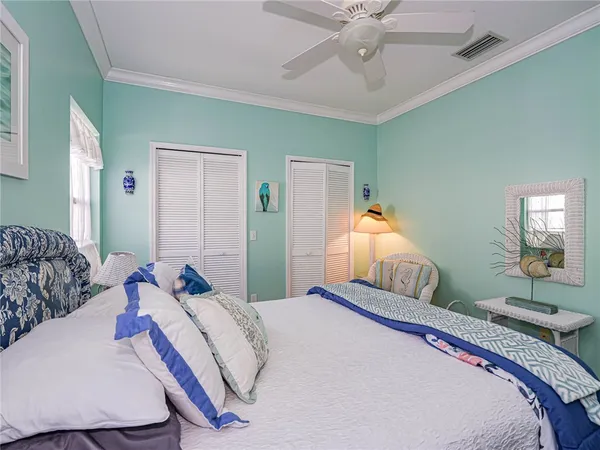 $1,950 | 335 Hawthorne Lane, Vero Beach, FL 32962