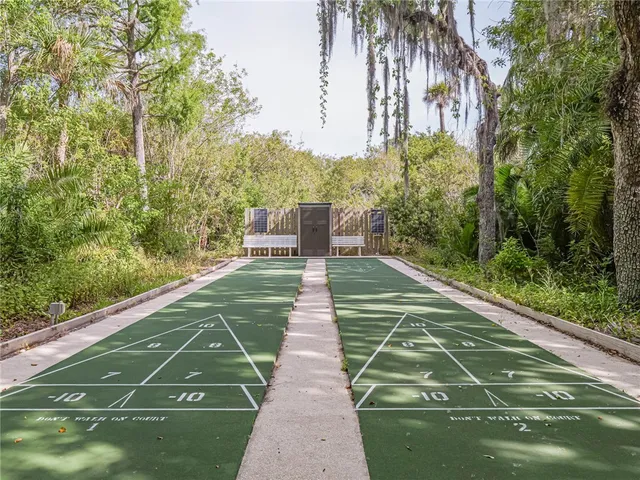 $1,950 | 335 Hawthorne Lane, Vero Beach, FL 32962