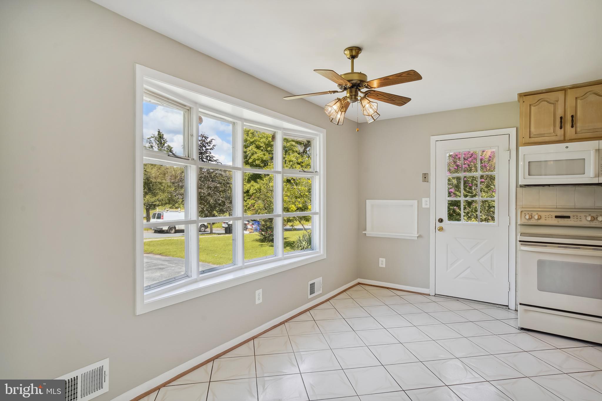 12805 Layhill Road Silver Spring, MD 20906 - Photo 13 of 71