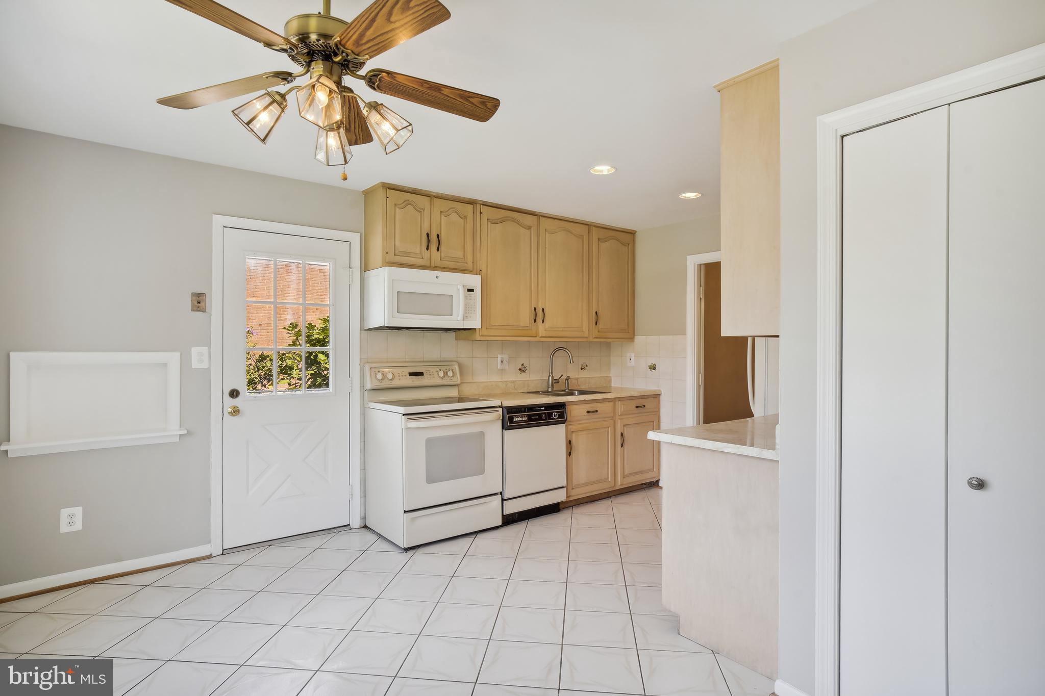 12805 Layhill Road Silver Spring, MD 20906 - Photo 16 of 71