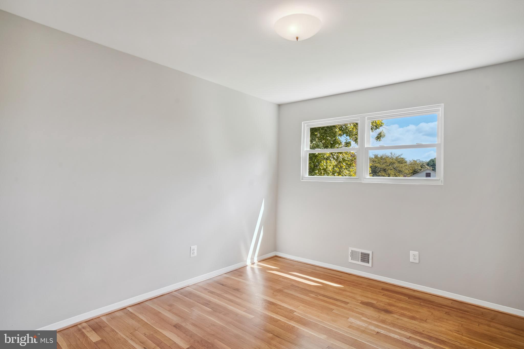 12805 Layhill Road Silver Spring, MD 20906 - Photo 25 of 71 Interior 3rd Bedroom