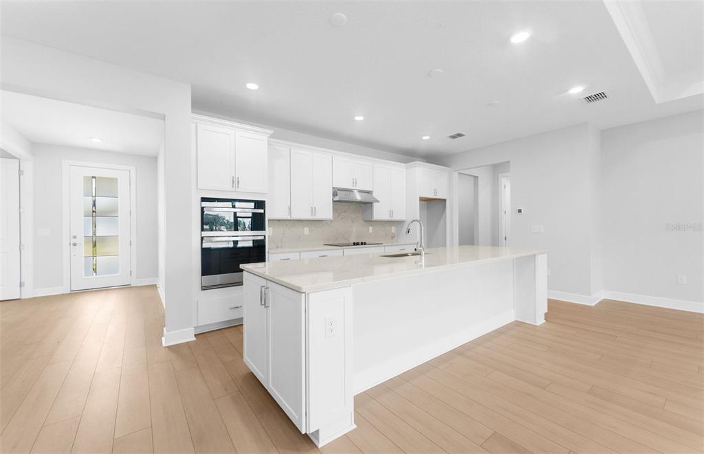 5461 Southwest 87th Terrace Ocala, FL 34481 - Photo 3 of 37