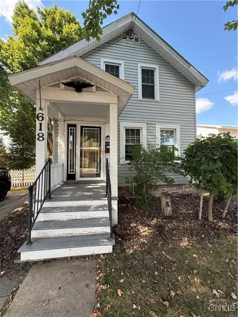 $99,999 | 618 Montgomery Street, Ogdensburg, NY 13669