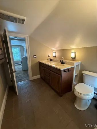 $99,999 | 618 Montgomery Street, Ogdensburg, NY 13669