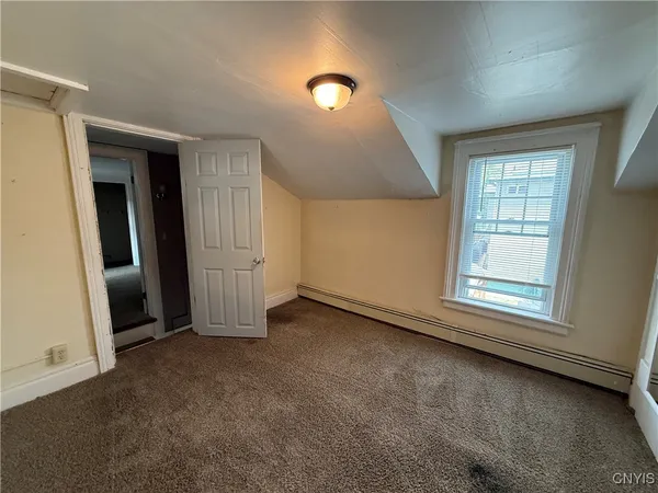 $99,999 | 618 Montgomery Street, Ogdensburg, NY 13669
