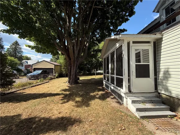 $99,999 | 618 Montgomery Street, Ogdensburg, NY 13669
