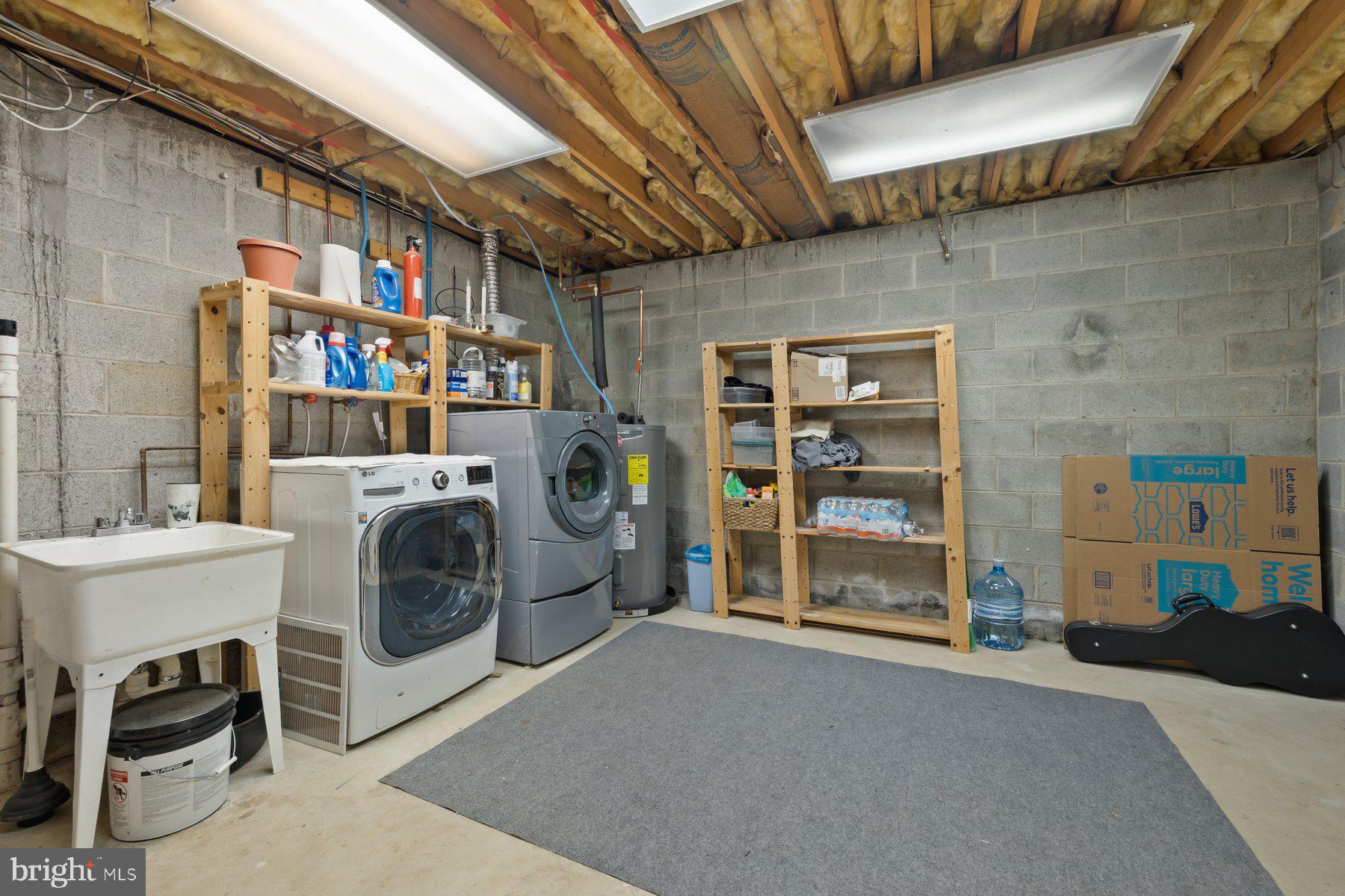 15 Tarleton Way Stafford, VA 22554 - Photo 72 of 74 a utility room with dryer and washer
