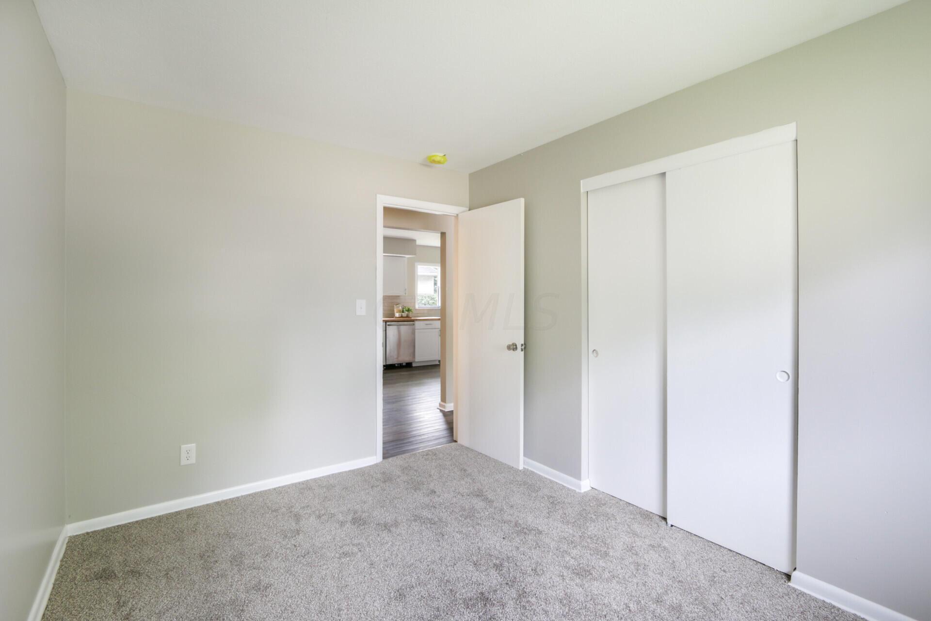5269 Bagley Road Columbus, OH 43232 - Photo 18 of 25 18