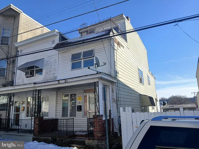 $14,900 | 532 West Coal Street, Shenandoah, PA 17976