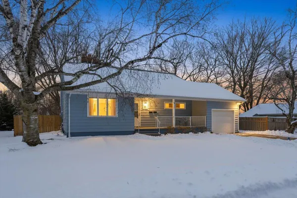 $325,000 | 406 4th Street South, Buffalo, MN 55313