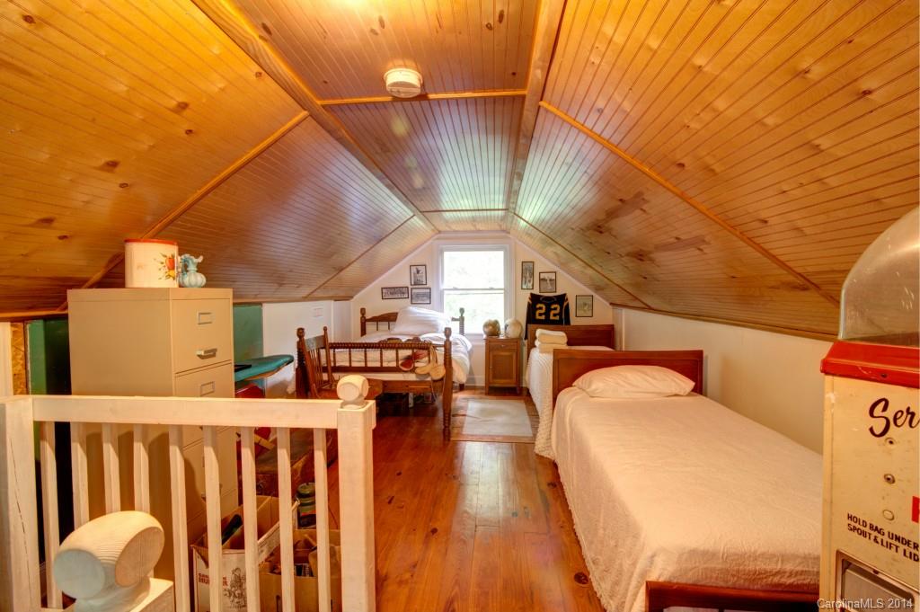 651 Howards Bridge Road Union Grove, NC 28689 - Photo 13 of 21 Gallery Image 13