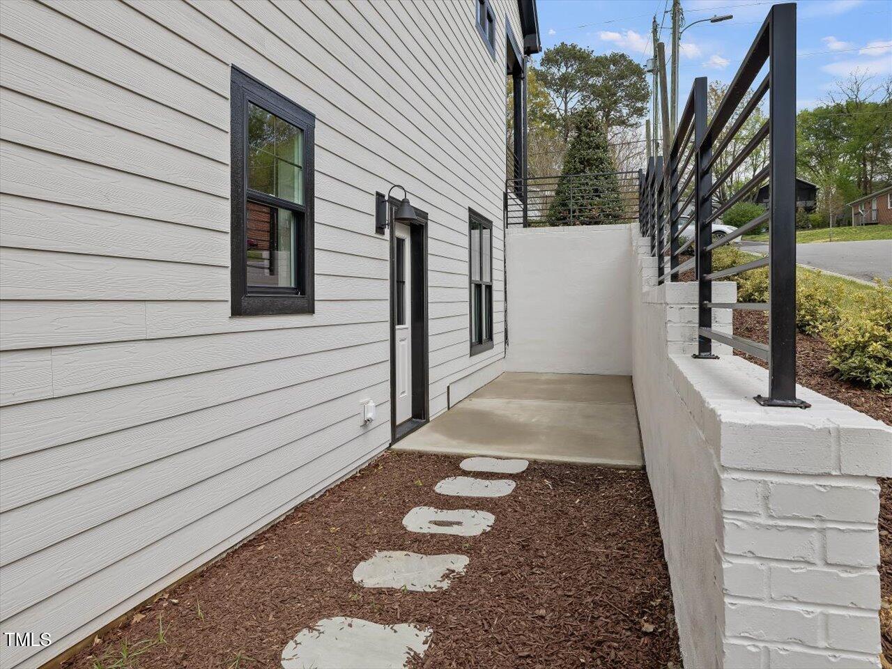 734 South State Street Raleigh, NC 27601 - Photo 68 of 95 074-Lower Level Entry