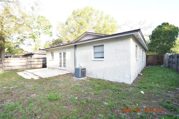 $1,950 | 4711 East Serena Drive, Tampa, FL 33617