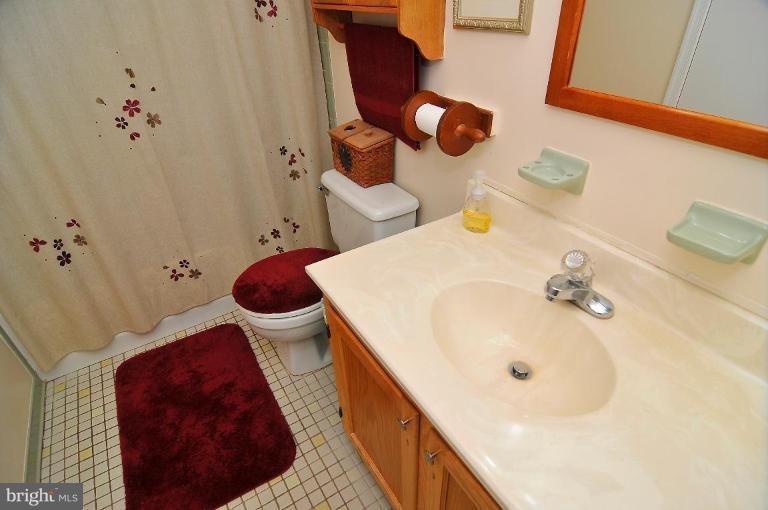 3214 Murkle Road Westminster, MD 21158 - Photo 3 of 20 Bath #1