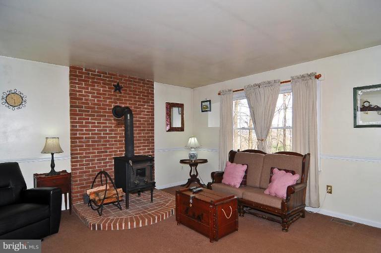 3214 Murkle Road Westminster, MD 21158 - Photo 9 of 20 Living Room #2
