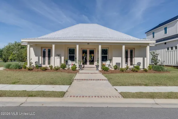 $669,900 | 122 Seaside Oaks Drive, Pass Christian, MS 39571