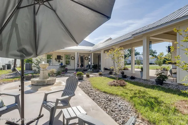 $669,900 | 122 Seaside Oaks Drive, Pass Christian, MS 39571