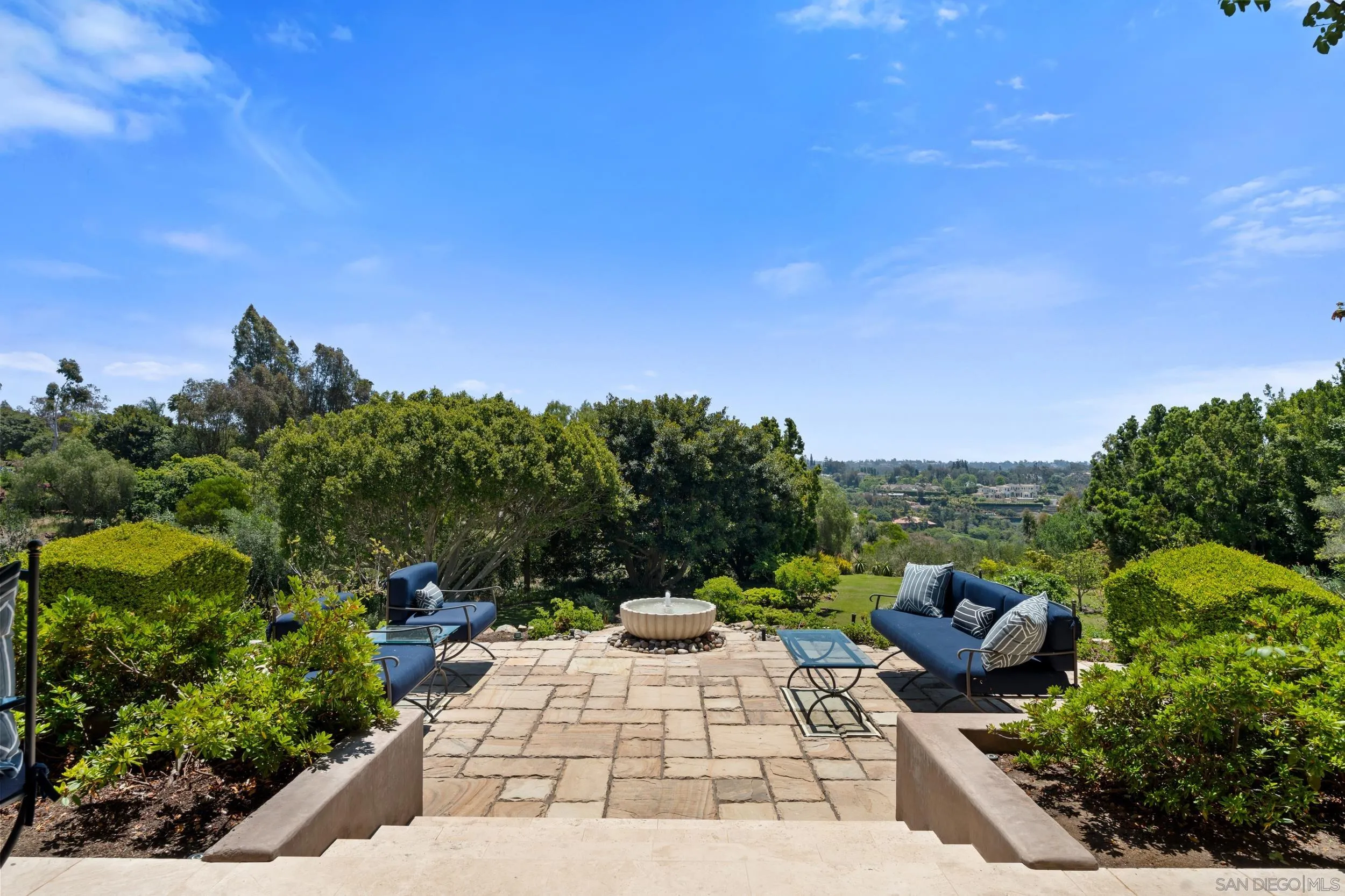 6871 Las Colinas Rancho Santa Fe, CA 92067 - Photo 3 of 55