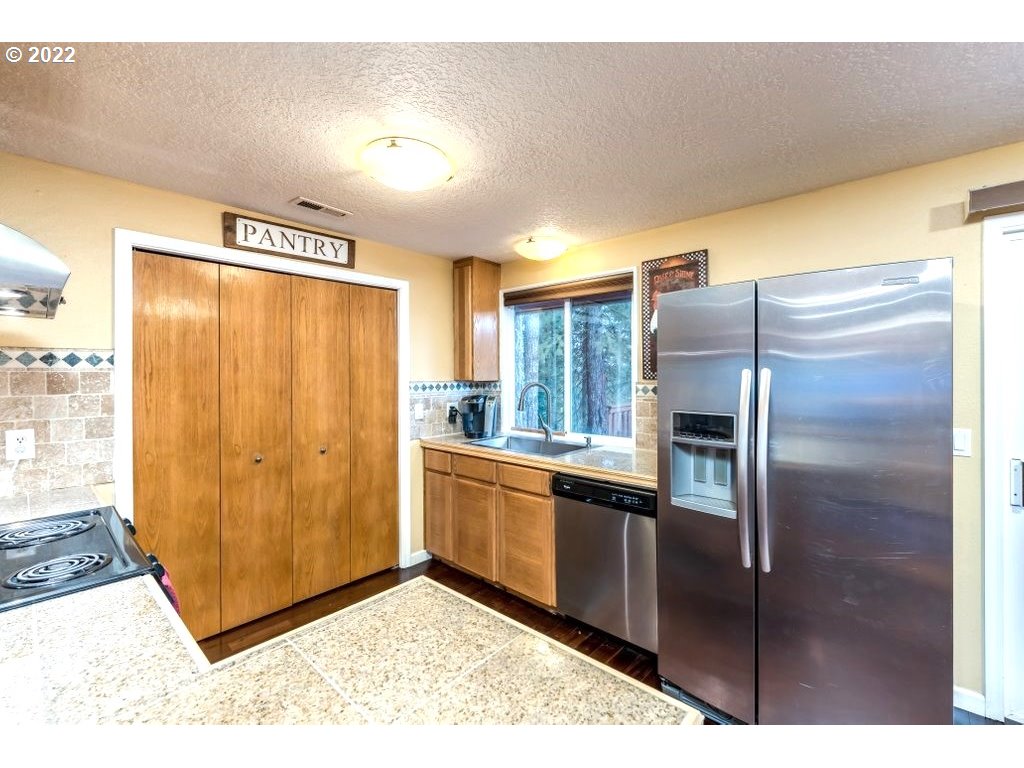 23161 South Schieffer Road Colton, OR 97017 - Photo 8 of 30 Gallery Image 8